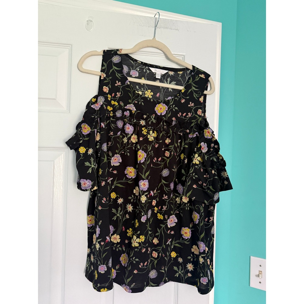 LC Lauren Conrad Black Floral Cold Shoulder Ruffle Blouse XXL